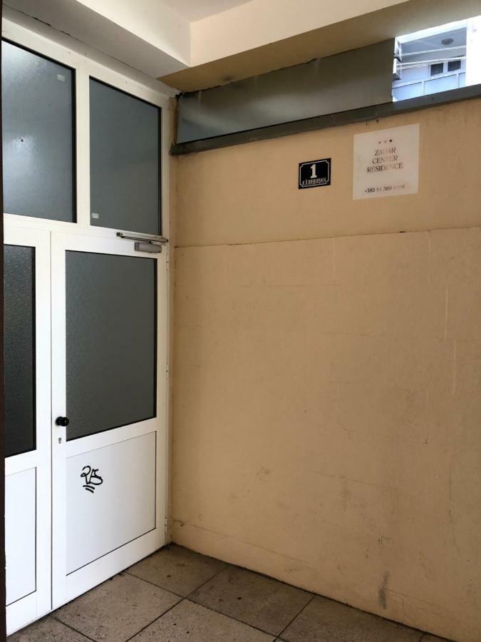 Center Apartment *